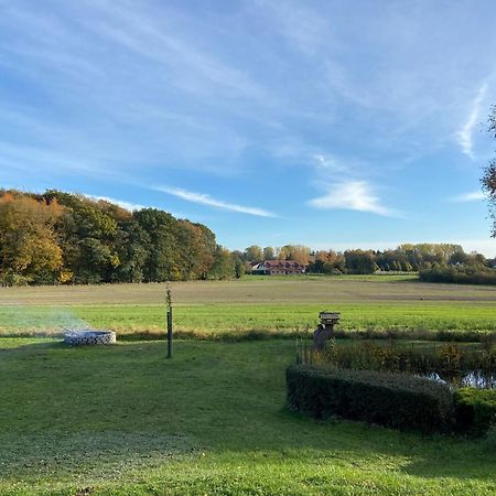 Ferienwohnung Feldblick Sehlen エクステリア 写真